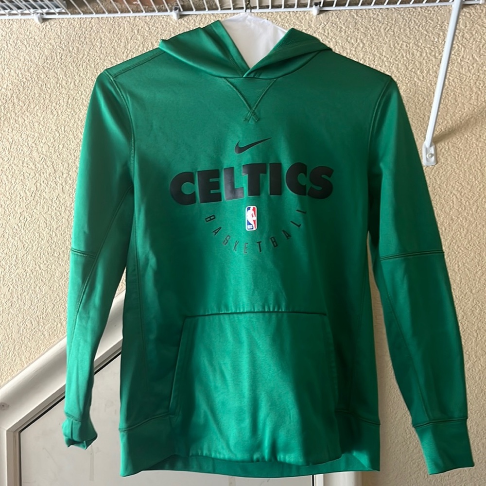Nike Dri-Fit Celtics Basketball Hoodie- Size Youth Large